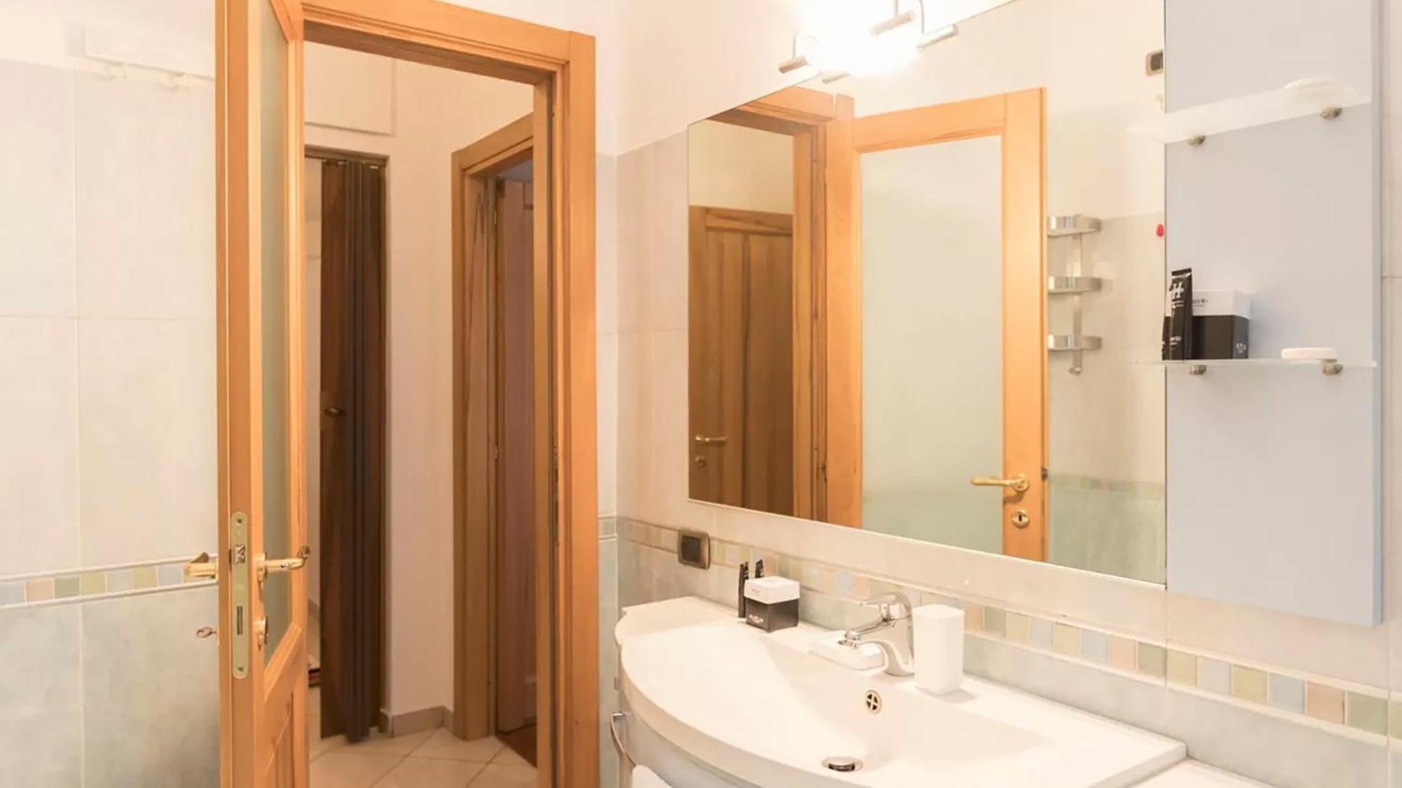 Classbnb - Two Apartments 400 Meters From The Duomo Milano Exteriör bild