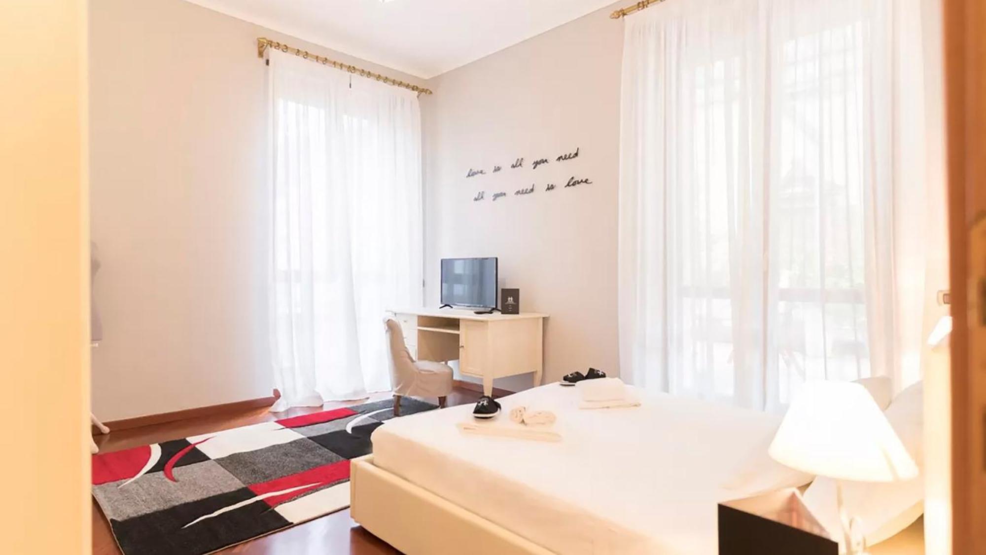 Classbnb - Two Apartments 400 Meters From The Duomo Milano Exteriör bild